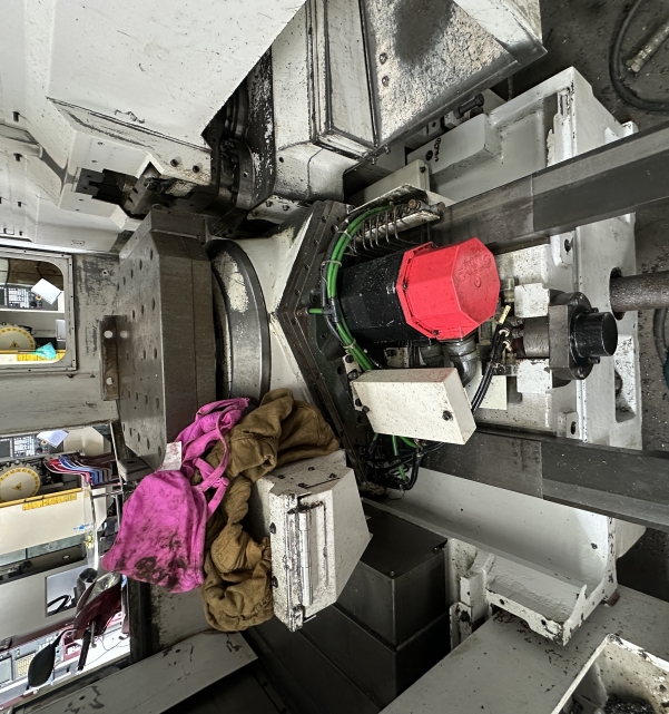 MÁY PHAY NGANG CNC MORI SEIKI MH40   4 TRỤC  THAY BÀN