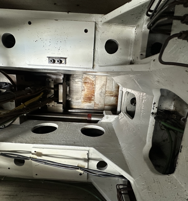 MÁY PHAY NGANG CNC MORI SEIKI MH40   4 TRỤC  THAY BÀN