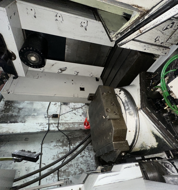 MÁY PHAY NGANG CNC MORI SEIKI MH40   4 TRỤC  THAY BÀN