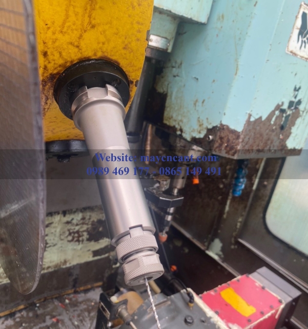 PHAY CNC TOYOSK TVT 30S FANUC 21MB có trục 4