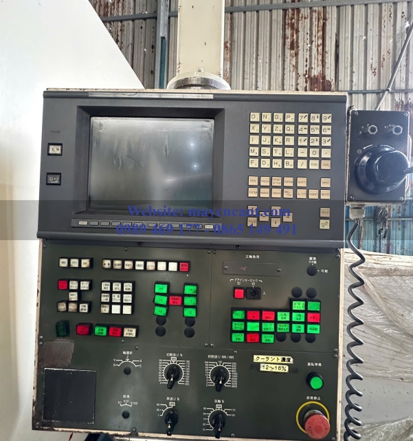 MÁY PHAY CNC MITSUBITSHI M-V70EN  FANUC-18M  Date 2000 