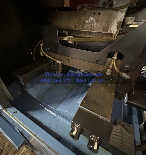 MÁY TỆN CNC TAKAMAZ X100I FANUC OITC date 2005