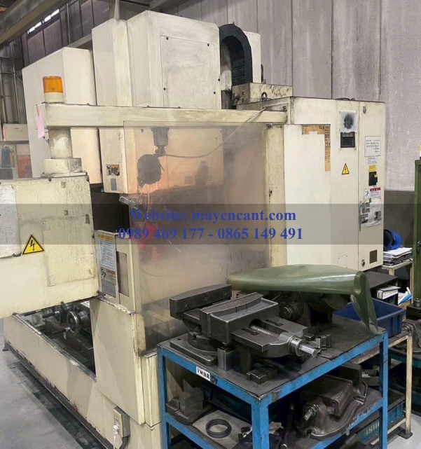 MÁY PHAY OKUMA HOWA MILLAC 438V OSP U10  DATE 2001