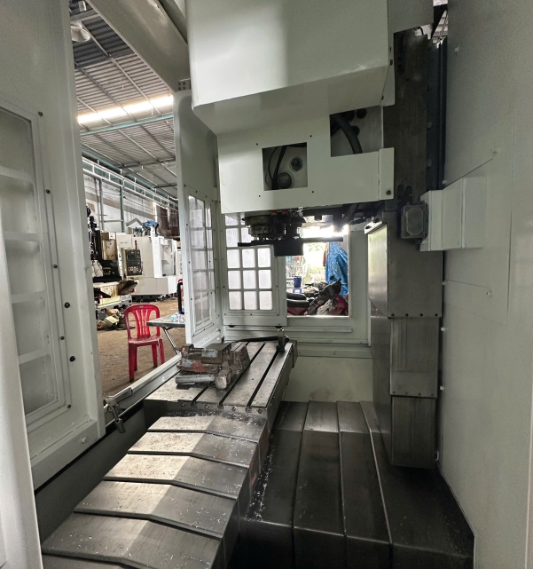 MÁY PHAY CNC MYCENTER 2XIF 16I MB  DATE 2004