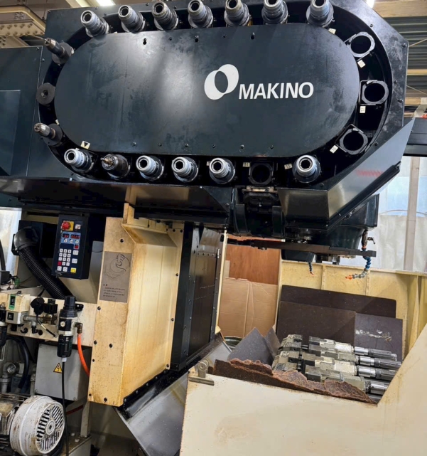 MÁY PHAY CNC MAKINO GF6 PROFESSIONAL 3