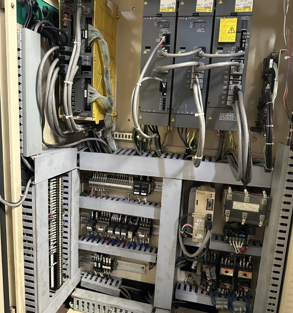 MÁY TỆN CNC TAKAMAZ X15 FANUC 21TB  HÀNG SỐ LƯỢNG 