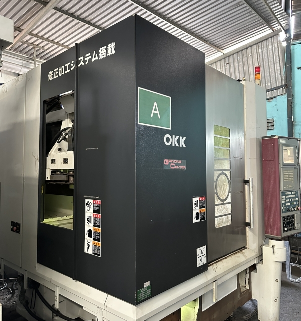 MÁY PHAY CNC OKK PV400  MELDAS 635 DATE 2002